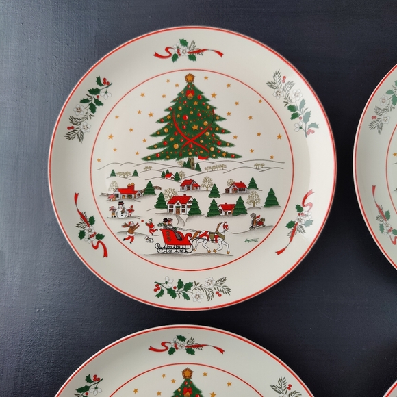 4 side plates 🍽️ | vintage | Made in Japan | The Joy Of Christmas 🎄🎁 - Picture 5 of 13